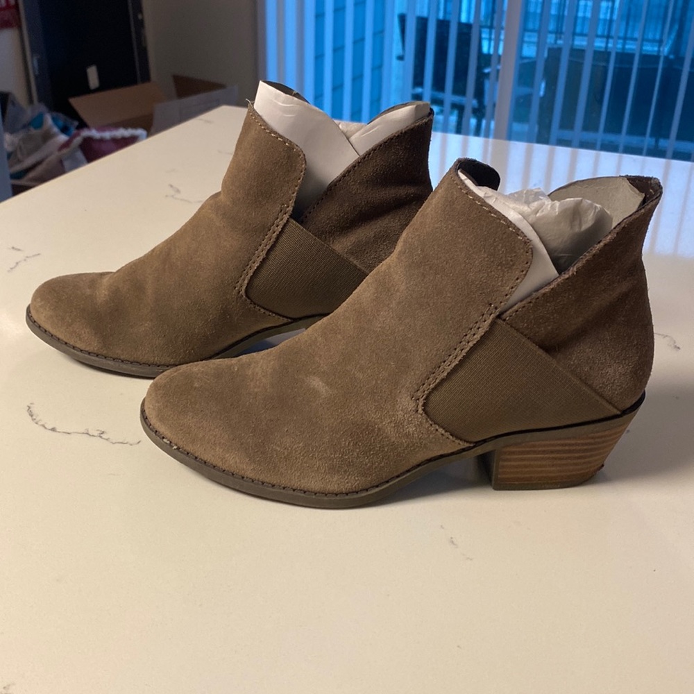 Brown booties …me Too
